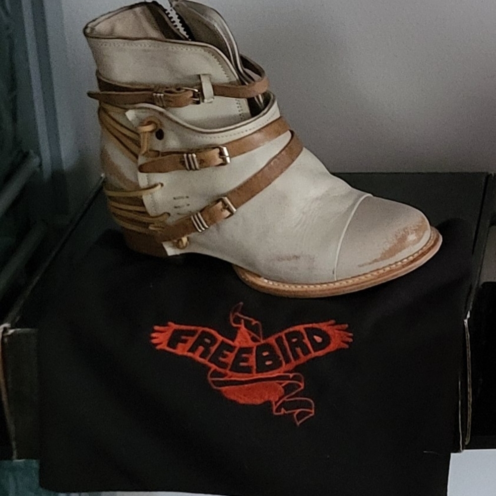 Freebird Tan and Cream Ankle Booties